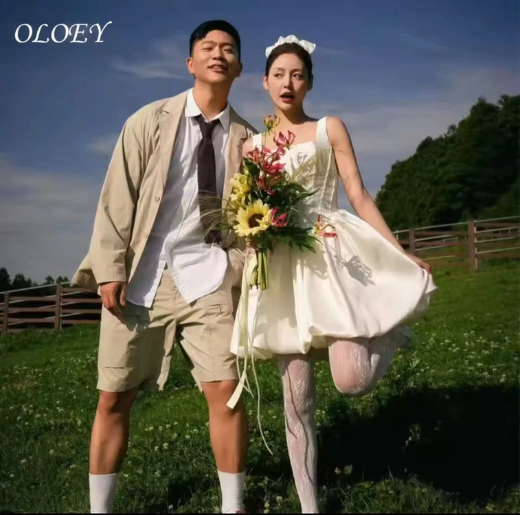 oloey 미니 웨딩 드레스 이미지