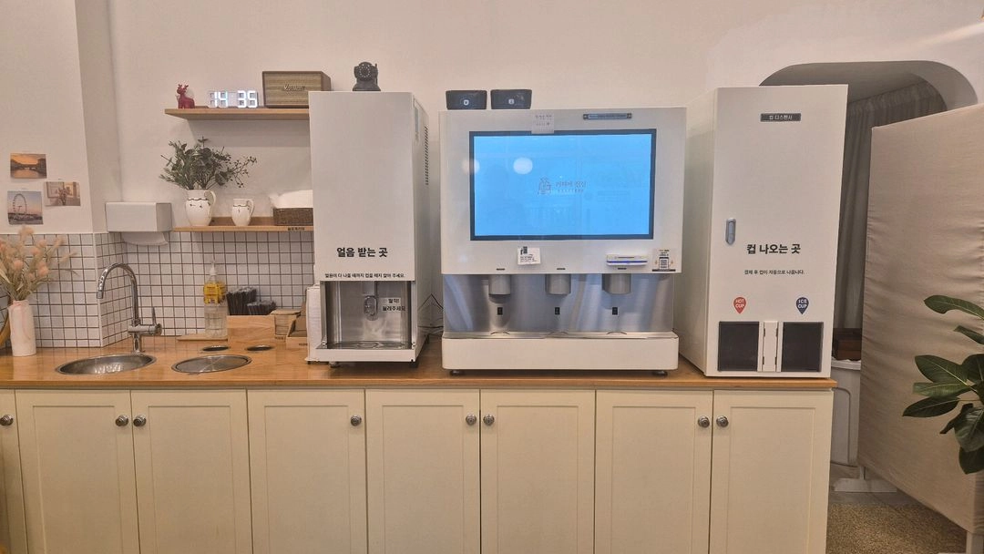 무인카페 머신 메일빈 m400 판매합니다~ 가격내림 1,000만원 이미지