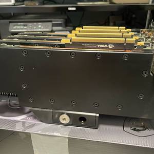 RTX2080Ti 4장 일괄 (EK 수냉블럭 4way) 이미지