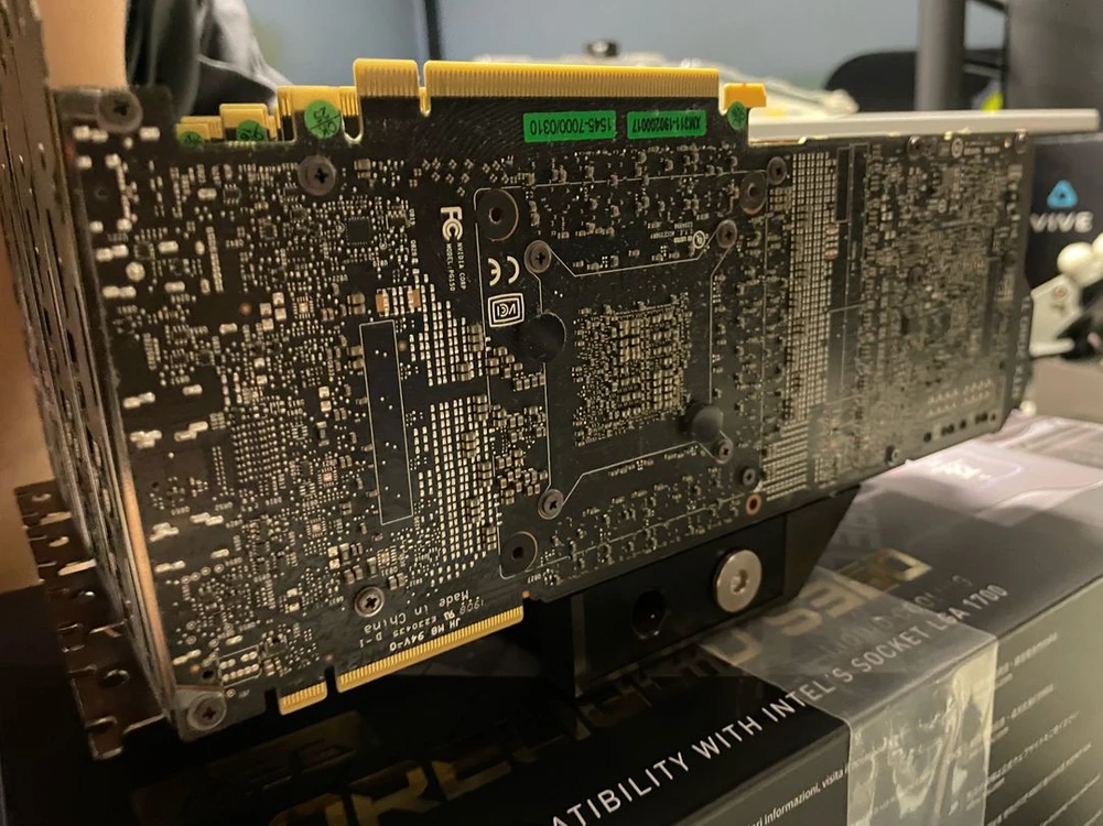 RTX2080Ti 4장 일괄 (EK 수냉블럭 4way) 이미지
