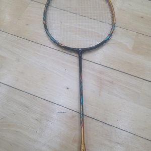 요넥스 88D 게임 배드민턴 라켓 이미지