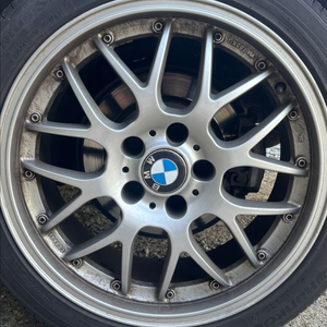 bmw e39 530i 휠타이어 이미지