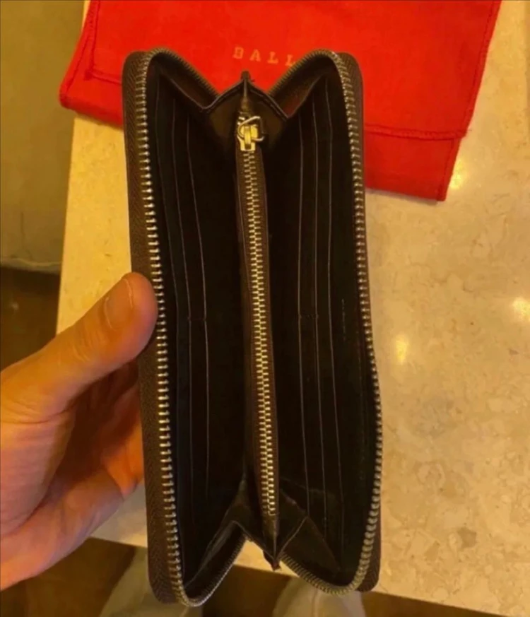 BALLY 발리 지퍼 장지갑 이미지