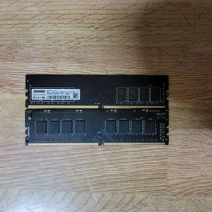 (1) 컴퓨터 데스크탑용 램 DDR4 8GB 2개 일괄판매 이미지