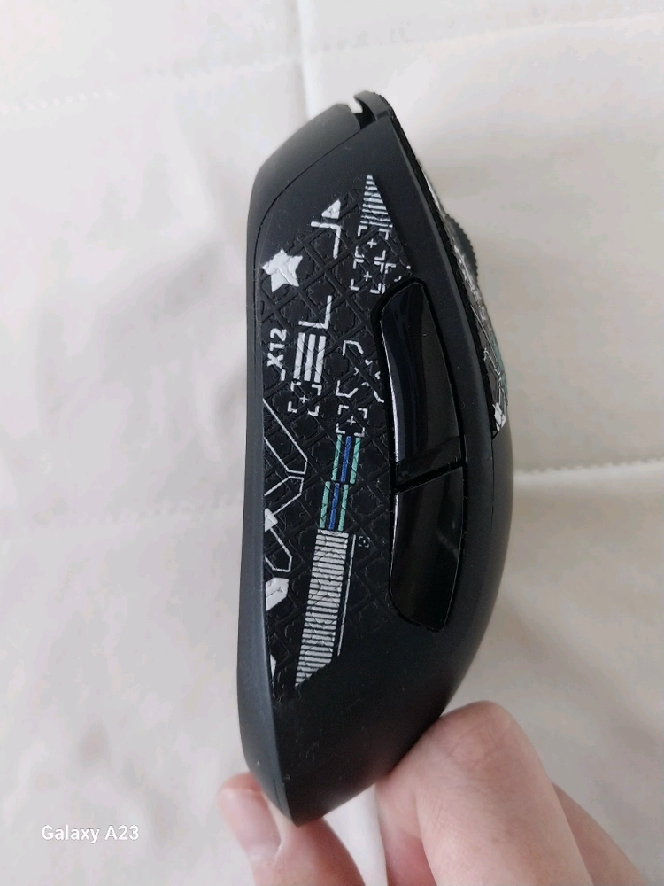 로지텍 g703 게이밍 마우스 이미지