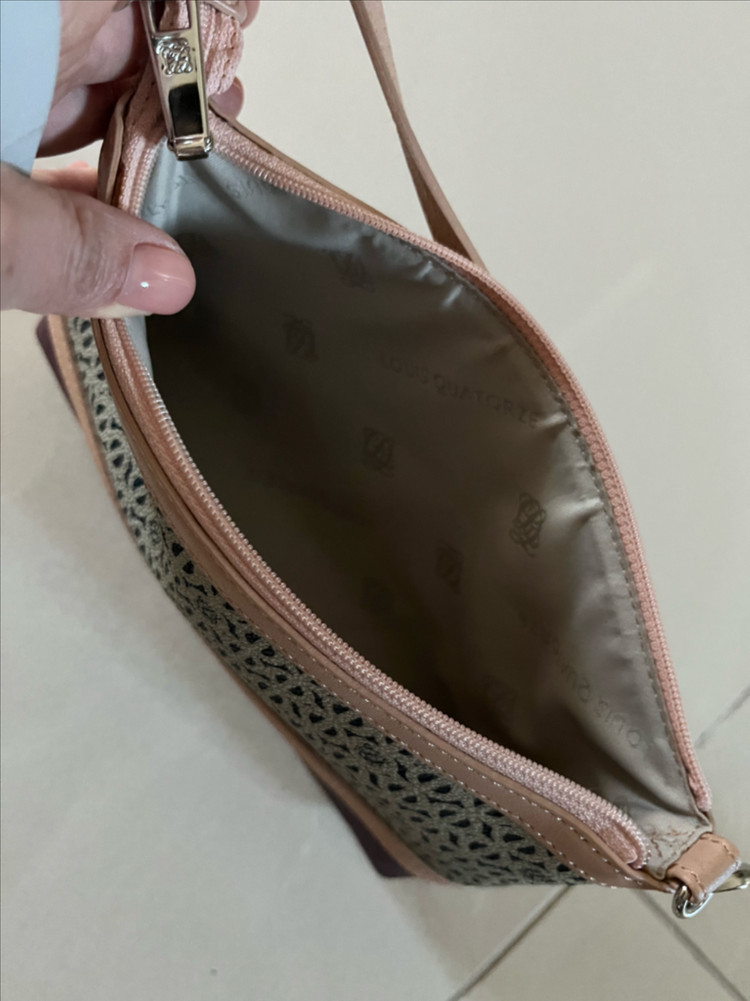 루이까또즈 핸드백 이미지