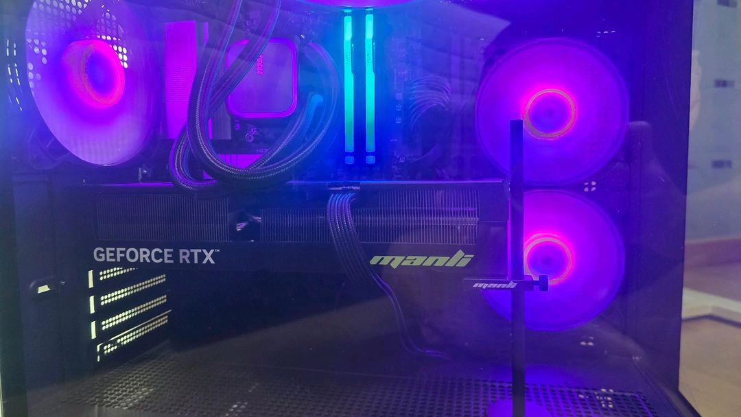 9800x3d RTX5080 컴퓨터 판매합니다.(32GB, 2TB) 이미지