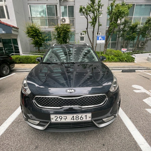 중형 SUV 이미지