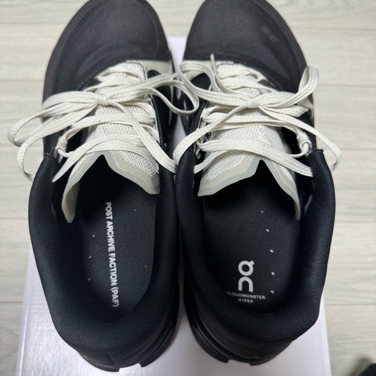 온러닝 파프 클라우드몬스터 270 이미지