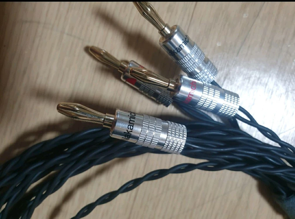 백만원에도.절대구할수없는명품은도금스피커케이블.소리가달라집니다.직거래만가능. 이미지