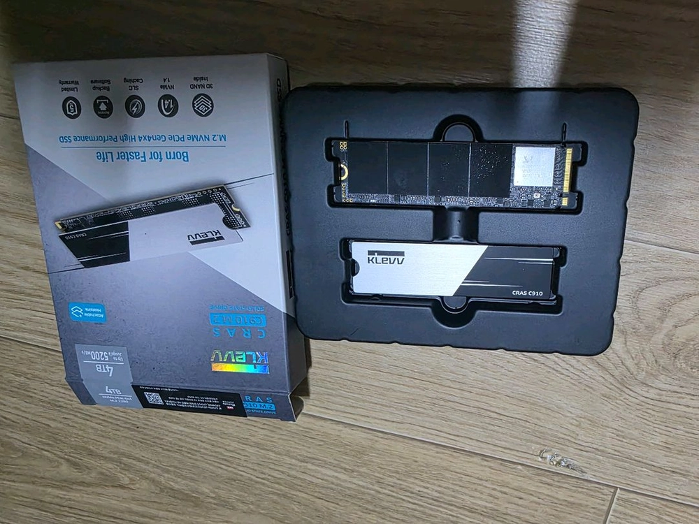 KLEVV C910 m.2 4TB 파인인포 정품 이미지