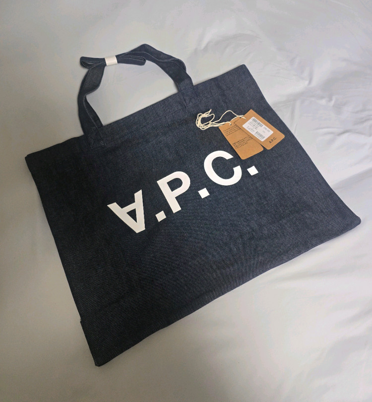 아페쎄 APC 다니엘라 토트백 에코백 가방 단순개봉 이미지