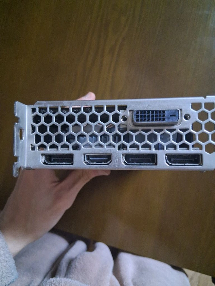 GTX 1060 그래픽카드 이미지