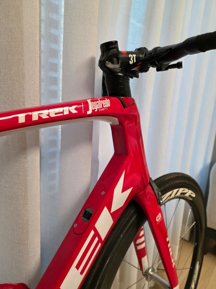TREK MADONE 9.0 / ZIPP 404 / 풀울테 Di2 / 60사이즈(림브, 트렉 마돈 9.0) 이미지