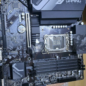 기가바이트 B760M GAMING X (DDR5) 인텔 메인보드 이미지