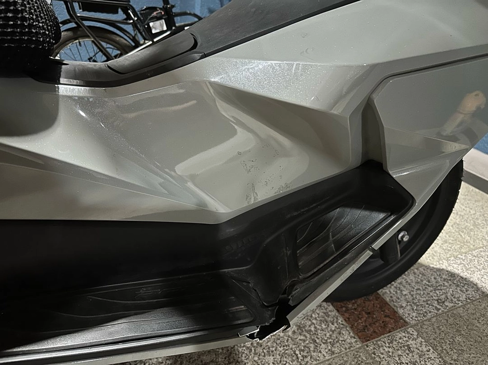 혼다 pcx125cc 9742km주행 2025년 7월식 이미지
