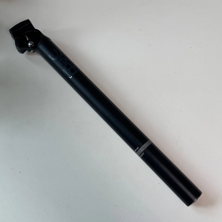 데다 싯포스트 DEDA DZERO 272.2mm 새상태 팝니다. 로드 자전거 이미지