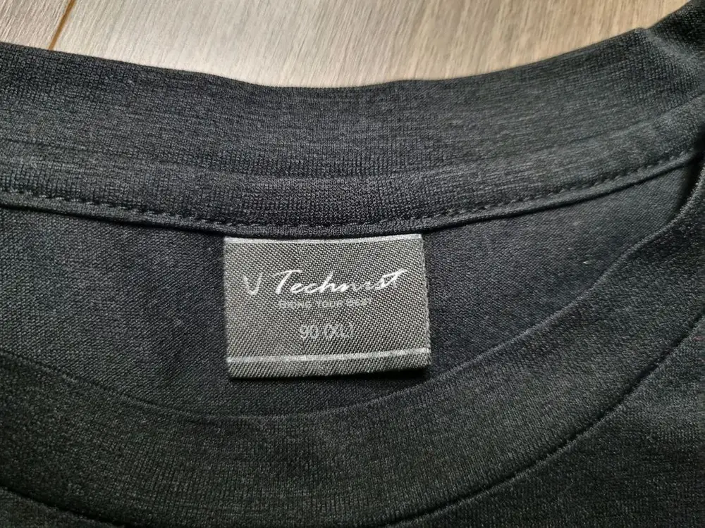 테크니스트 블랙 배드민턴 반팔티 90 (XL) 이미지