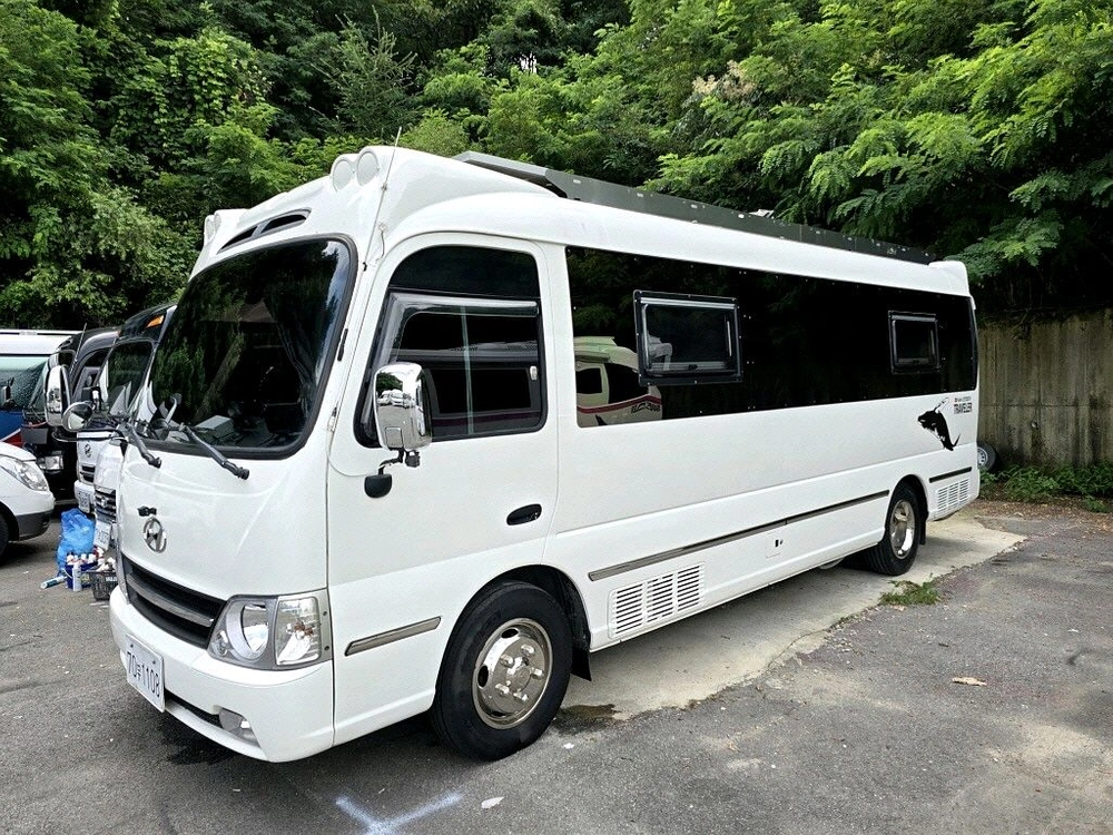 11.카운티4인승캠핑카(인산철600+태양광1200W+8만km)-전액할부됨 이미지