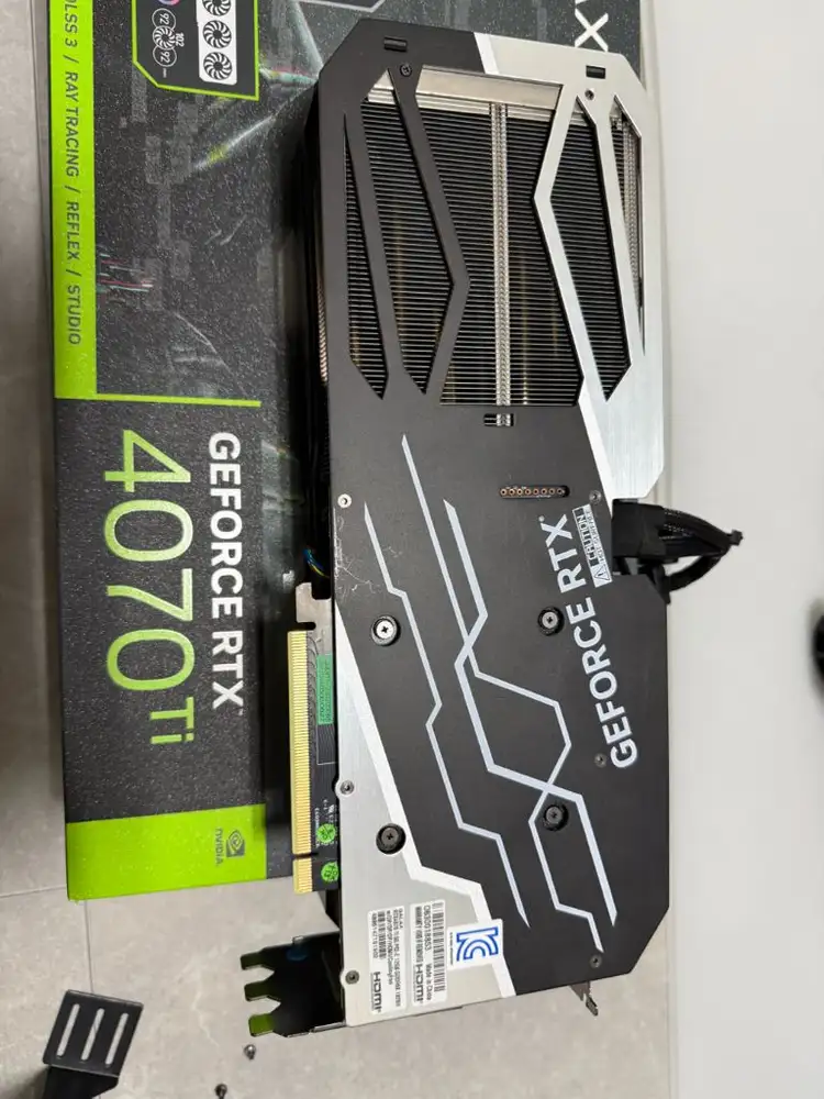 갤럭시 RTX 4070ti SG OC D6X 12GB 이미지