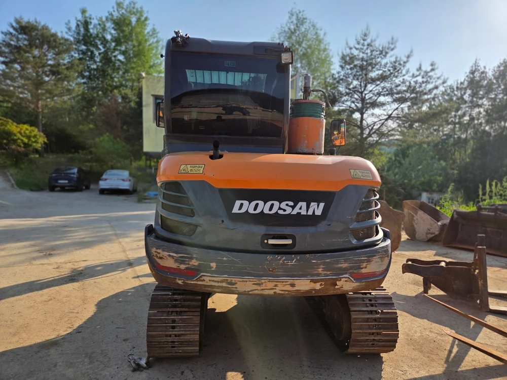 두산 02 굴삭기 DX55MT-5K 2020년식 2600시간 가동 회링 집게 장착 장비~! 이미지