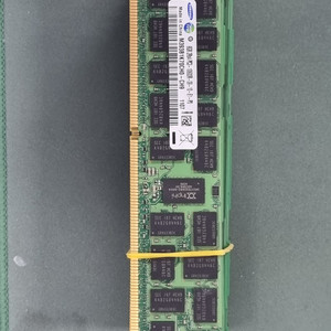서버용 DDR4 메모리 16GB(32개), 8GB(16개) 이미지