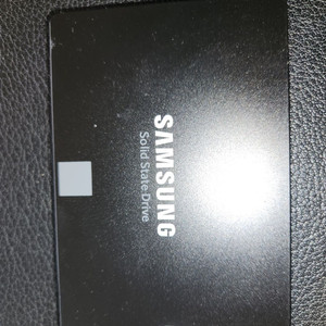 삼성 870 EVO 500GB NVMe SSD 이미지
