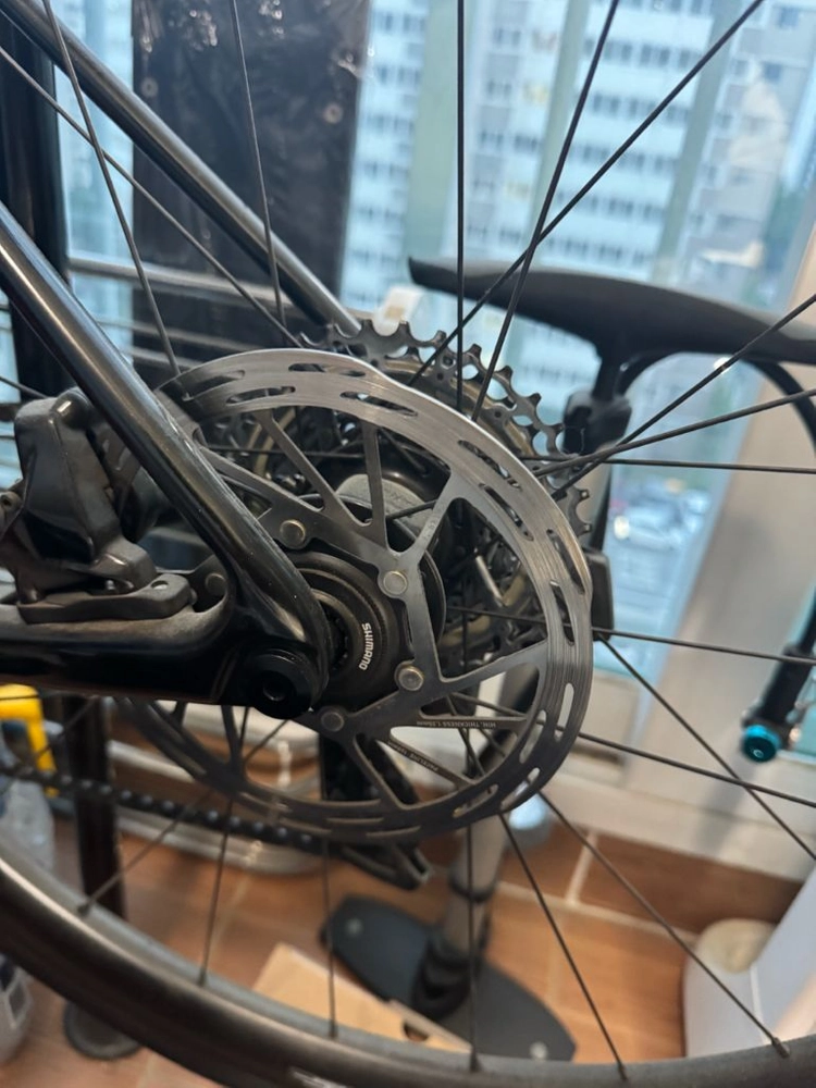 2022자이언트 tcr 어드밴스 디스크 1+ AR 완차 판매합니다. 이미지