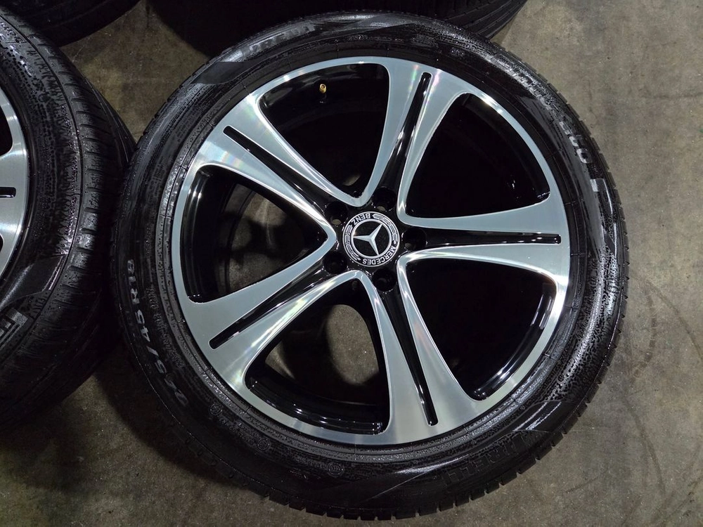 벤츠 W213 E300 18인치 정품 휠타이어 이미지