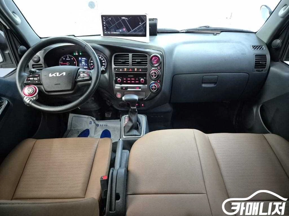 [소형화물][카고]봉고3 (LPG2.5터보) 더블캡/초장축/2WD GLS (6인승 /1톤) 6월초특가 이미지