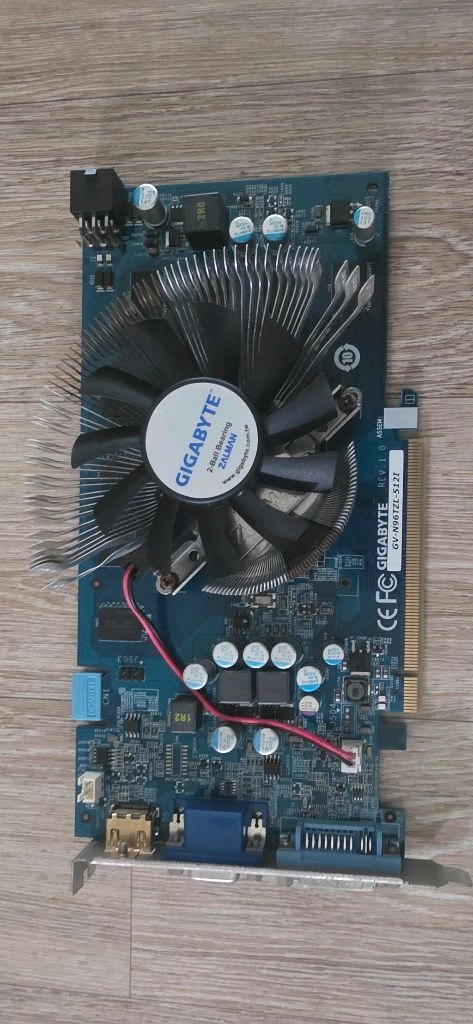 지포스9600그래픽카드 이미지