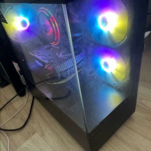 인텔 i5-9600KF RTX 2070 SUPER 게이밍 PC 이미지