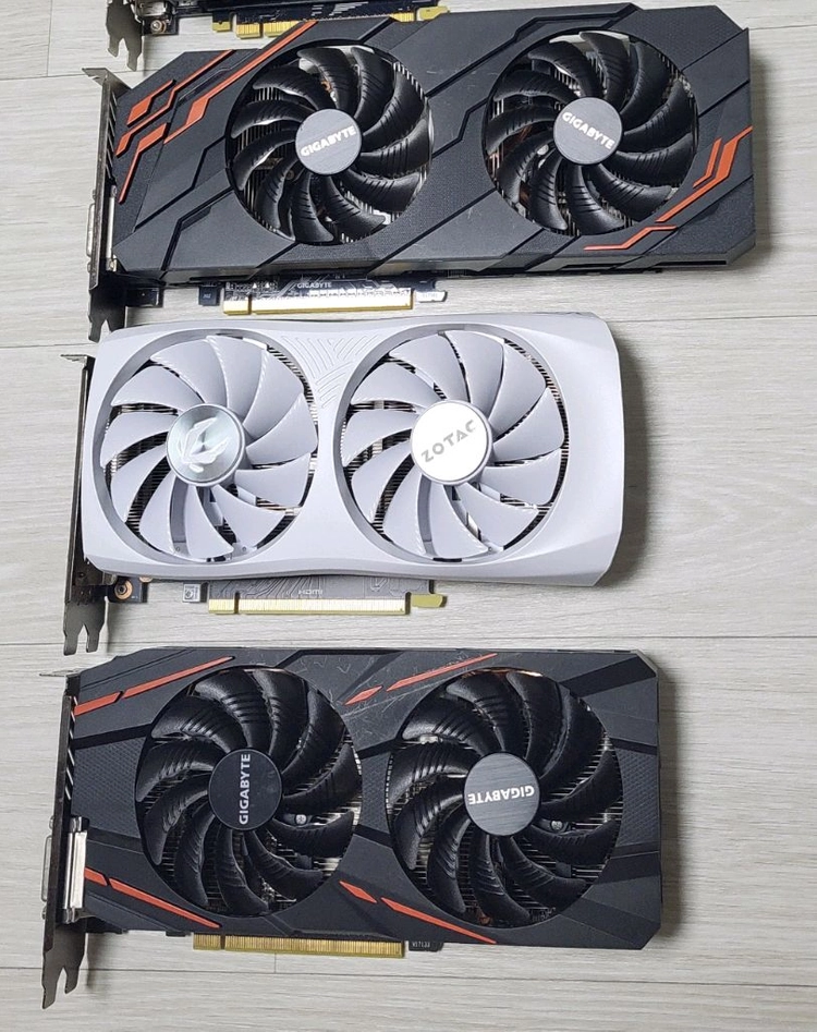 RX 580 GTX 1060 그래픽카드 모음 이미지