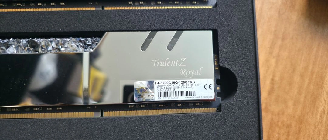 G.SKILL DDR4 128G PC4-25600 CL16 TRIDENT Z ROYAL 실버 (32Gx4) 2팩 이미지