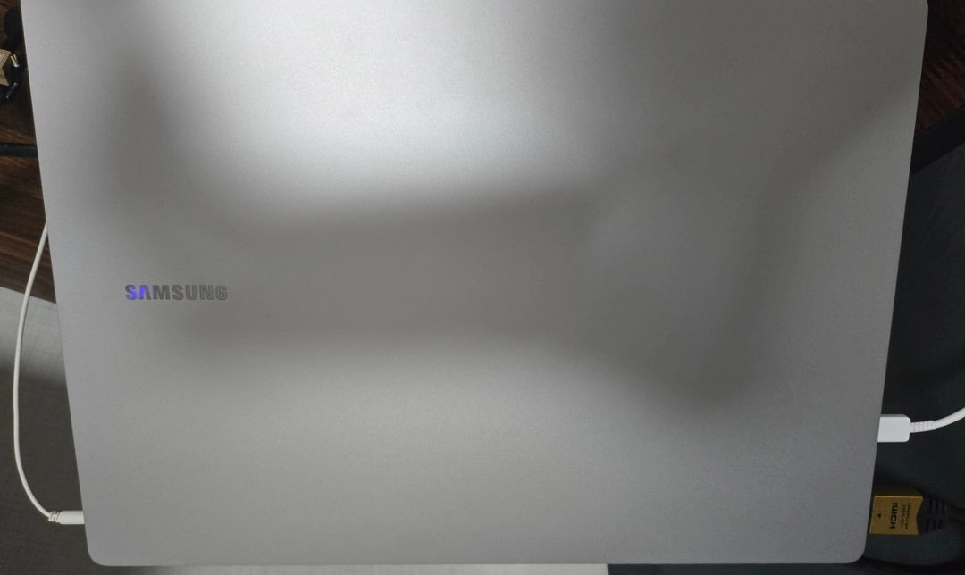 삼성 갤럭시북5 프로 이미지