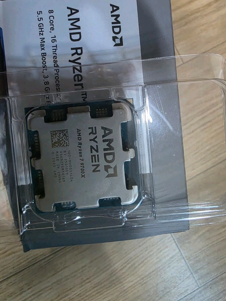 AMD 라이젠7 9700X 제이씨현 정품 이미지