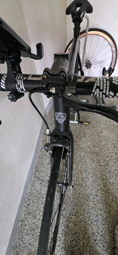 콘스탄틴 어반 픽시 자전거 이미지