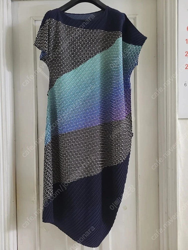 이세이미야케 플리츠플리즈 ISSEYMIYAKE 롱원피스 이미지