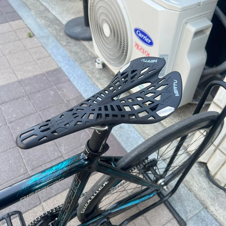 콘스탄틴 디스페랄 마블블루 픽시 자전거 팝니다. 이미지