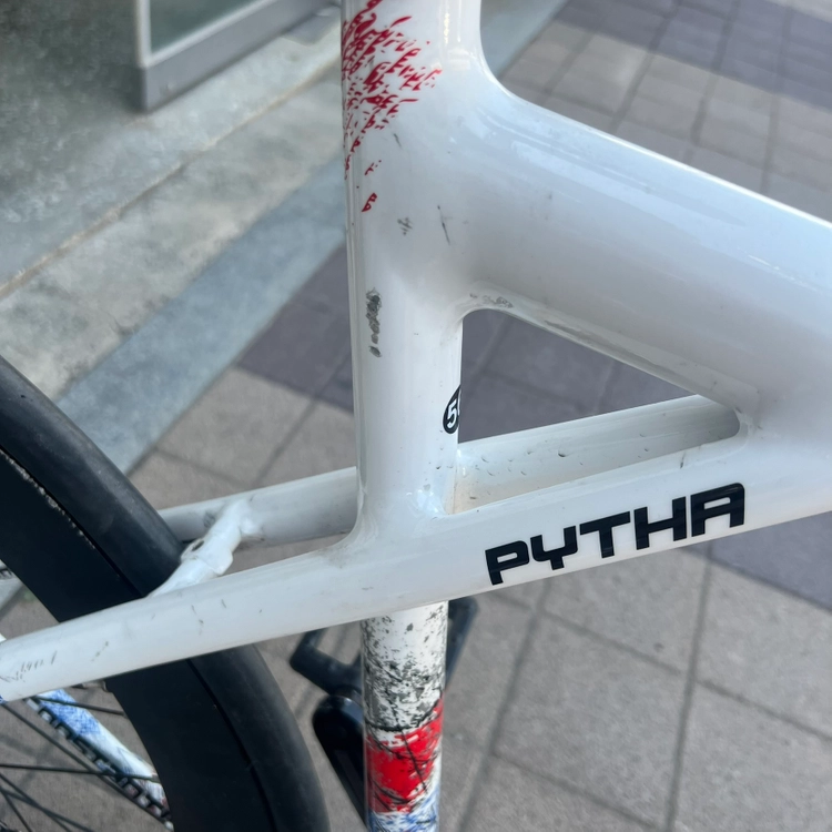 콘스탄틴 피타 픽시 자전거 팝니다. 이미지