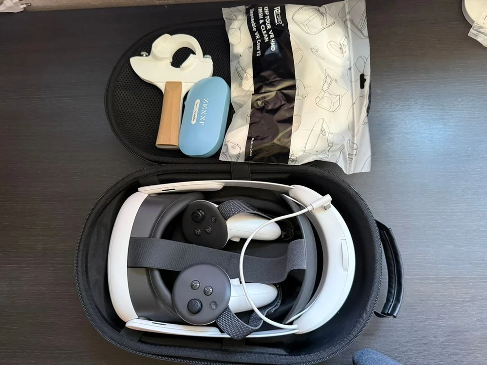 VR 메타 퀘스트3 128gb 및 악세사리 판매합니다 이미지