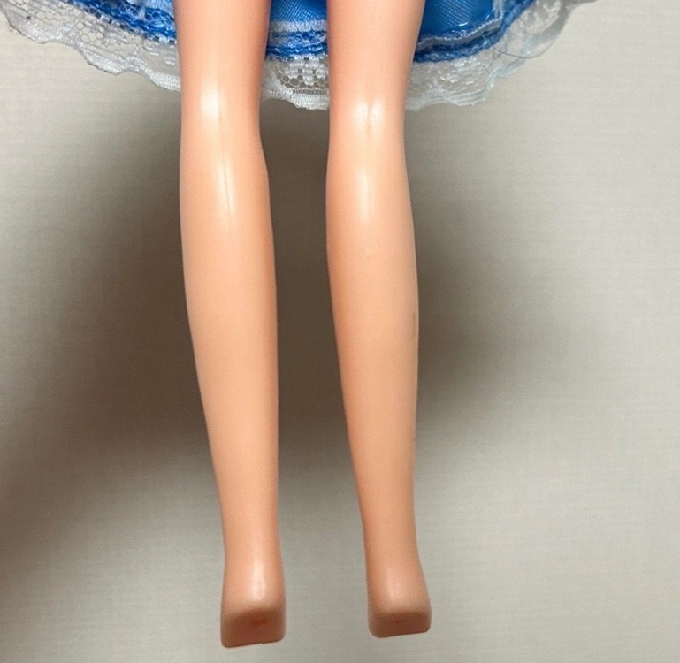 리카인형 이미지