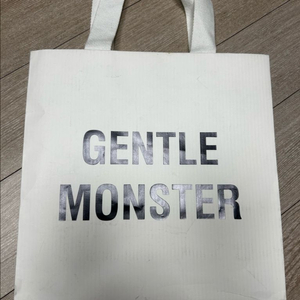 젠틀몬스터 Gentle Monster 쇼핑백 판매 이미지