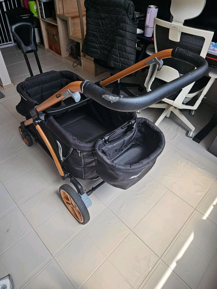 반려동물 개모차/ 대형견 개모차 / 키즈웨건 / 캠핑웨건 이미지