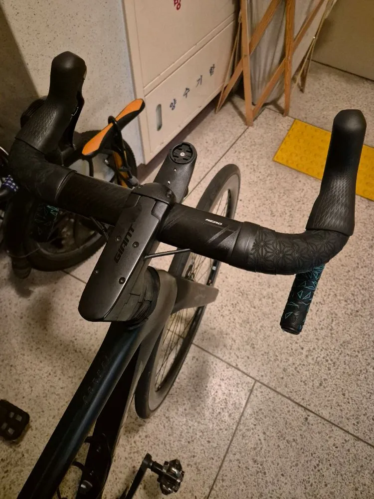 자이언트 프로펠 어드밴스1 판대 이미지