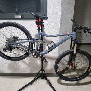 17년 자이언트 트랜스 풀샥MTB 판/대 이미지