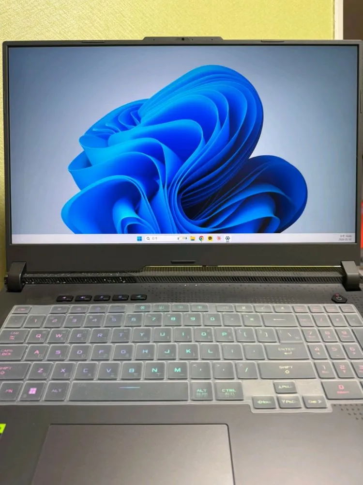 Asus R0G 스트릭스 G17 고사양 게이밍 노트북 이미지