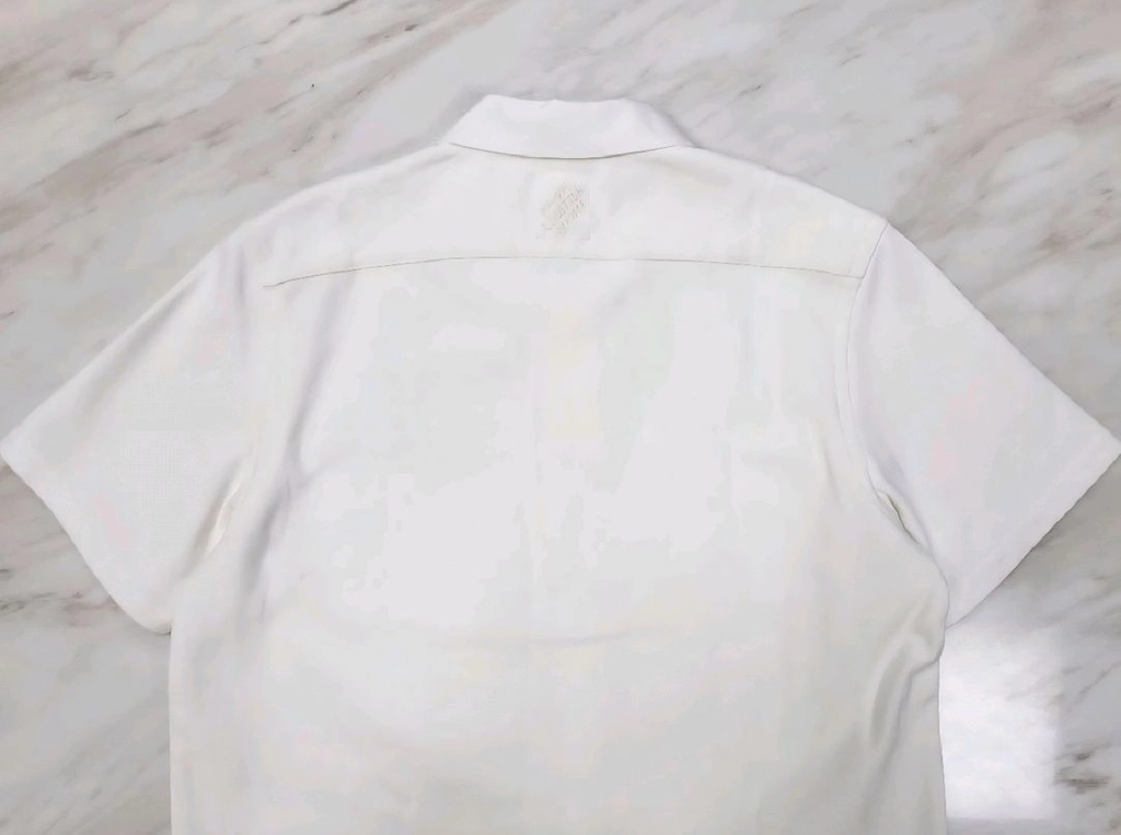 [좋아요 남성용] 루이비통 크리스탈 LV장식 반팔 카라티 52 샤넬 구찌 펜디 프라다 에르메스 디올 버버리 톰브라운 이미지