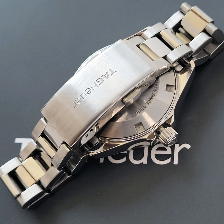 태그호이어 아쿠아레이서 스틸 블랙 여성 시계 32mm 이미지