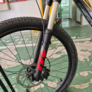 GUSTO MCX2.1 mtb 팝니다 (디스크로드 대차가능) 이미지